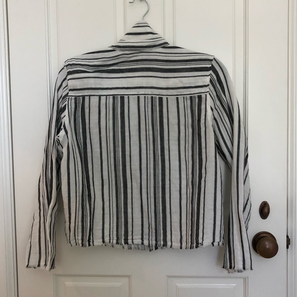 ★ Jen’s Pirates Booty Blouse ★ LN ★ - Picture 4 of 7